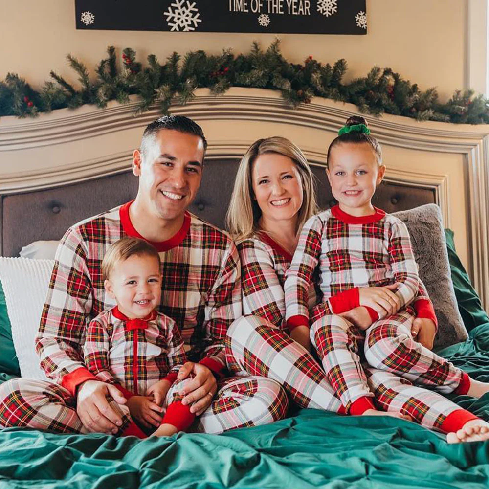 Mixed color plaid Matching Family Christmas Pajamas-Dog Pajamas Included - Image 9
