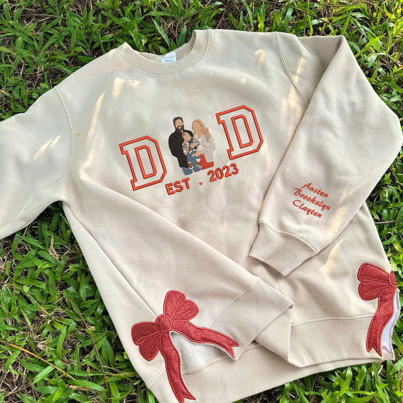 Christmas Personalized Embroidered Family Photo With Glitter Bow Hoodie Sweatshirt T-Shirt - Image 3